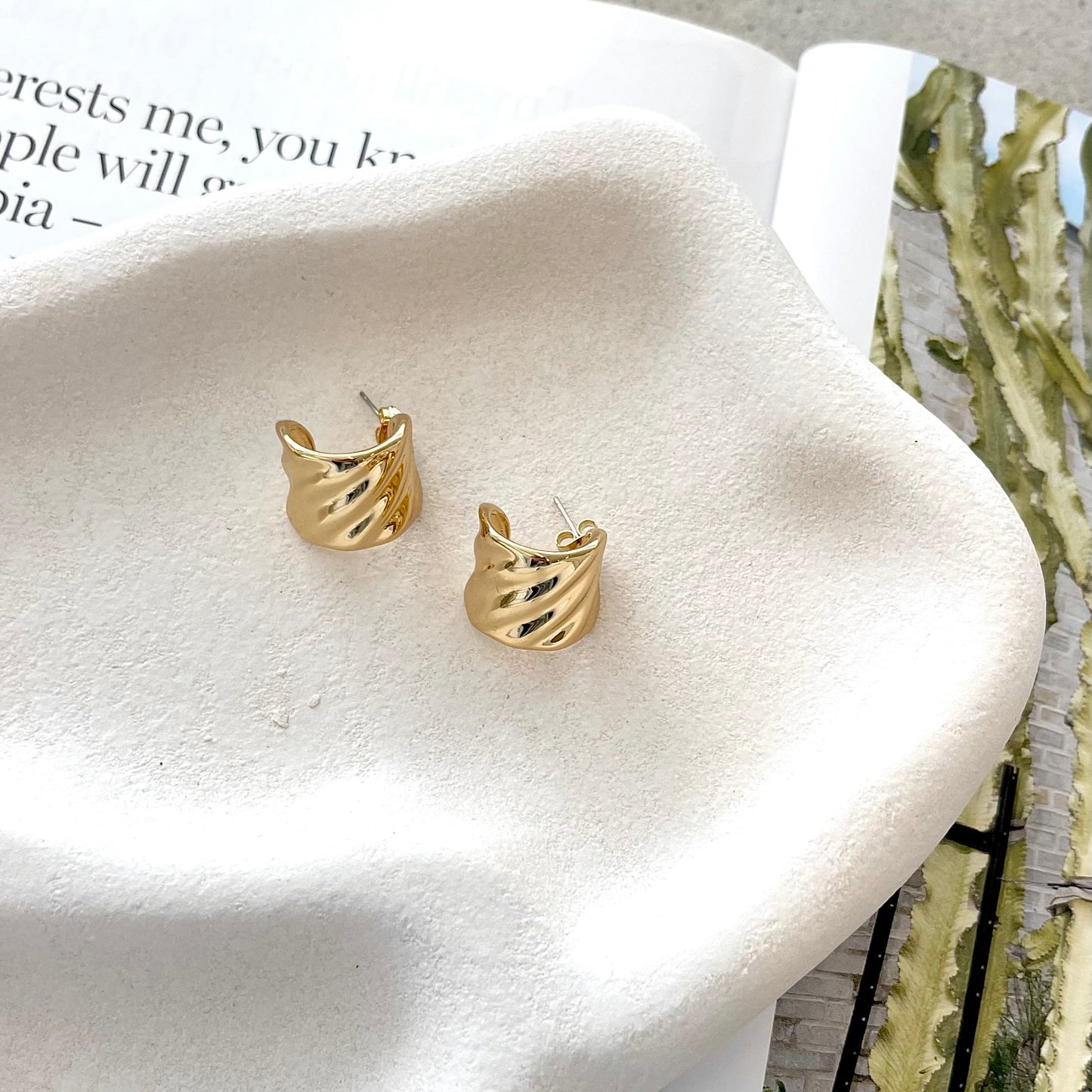 Vera Textured 18K Gold Plated Earrings