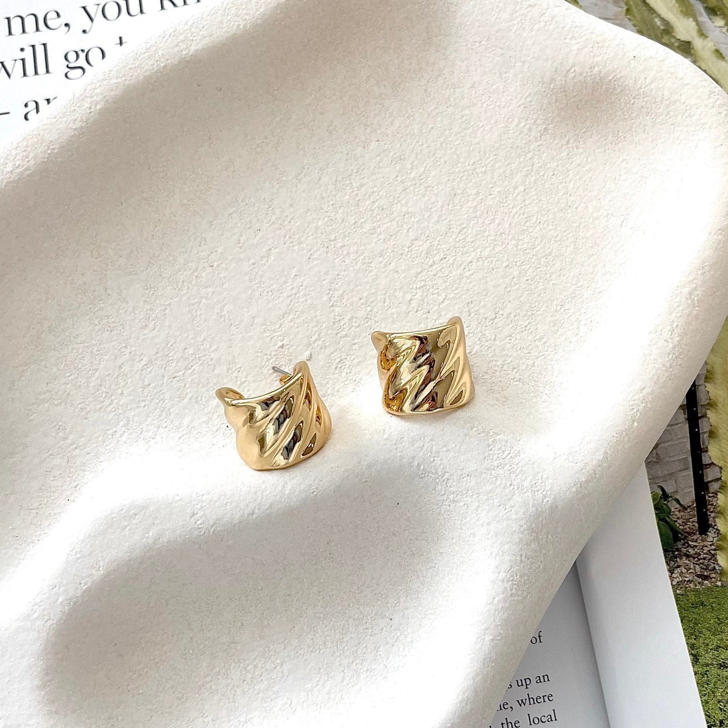 Vera Textured 18K Gold Plated Earrings